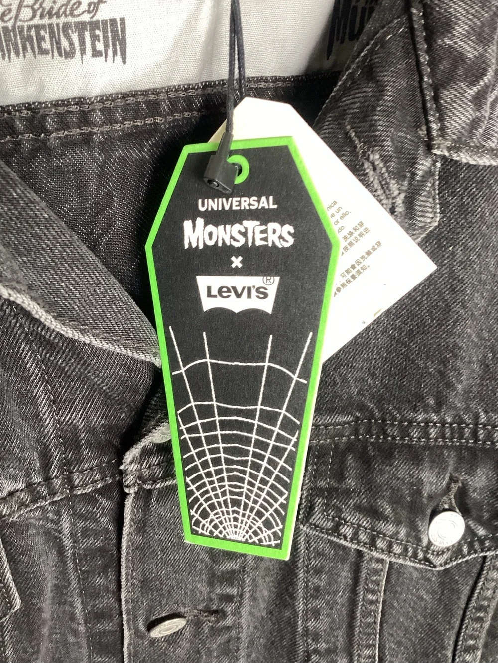 Levi’s Frankenstein Denim Jacket Universal Monsters Men Size L Black New